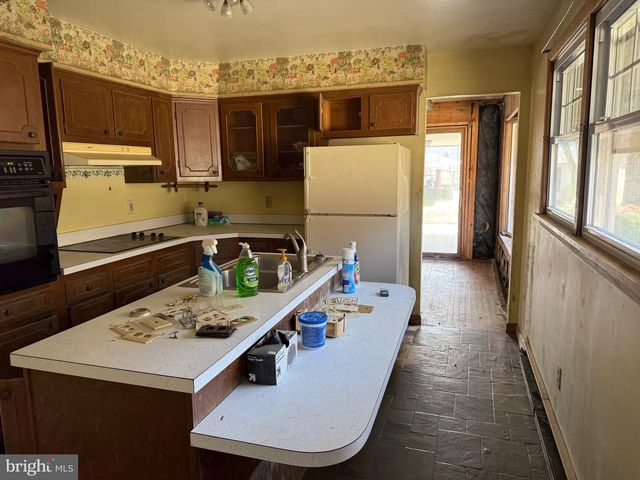 18425 TAKOMA DR SW, Barton, MD 21521