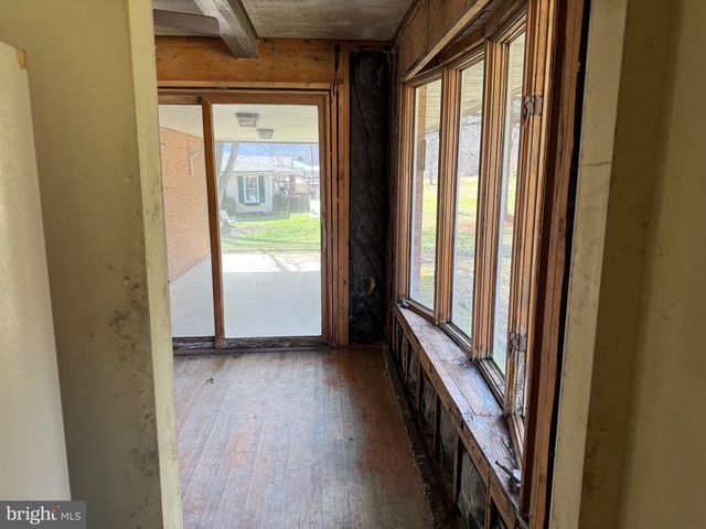 18425 TAKOMA DR SW, Barton, MD 21521