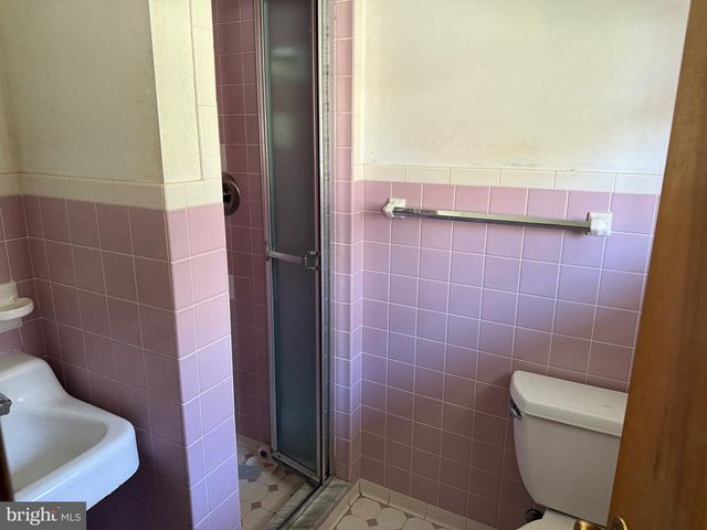 18425 TAKOMA DR SW, Barton, MD 21521