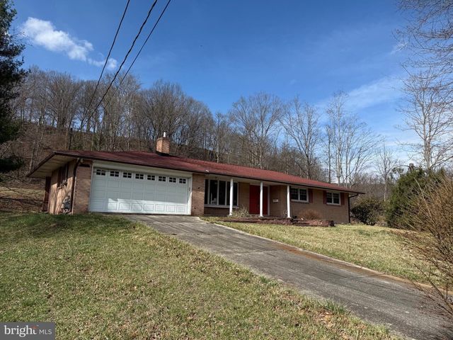 18425 TAKOMA DR SW, Barton, MD 21521