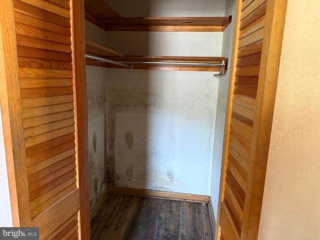 18425 TAKOMA DR SW, Barton, MD 21521