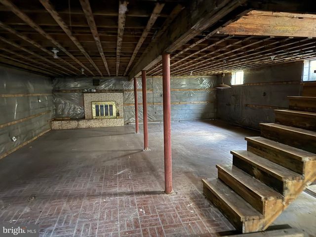 18425 TAKOMA DR SW, Barton, MD 21521