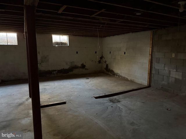 18425 TAKOMA DR SW, Barton, MD 21521