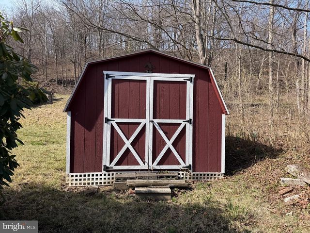 18425 TAKOMA DR SW, Barton, MD 21521