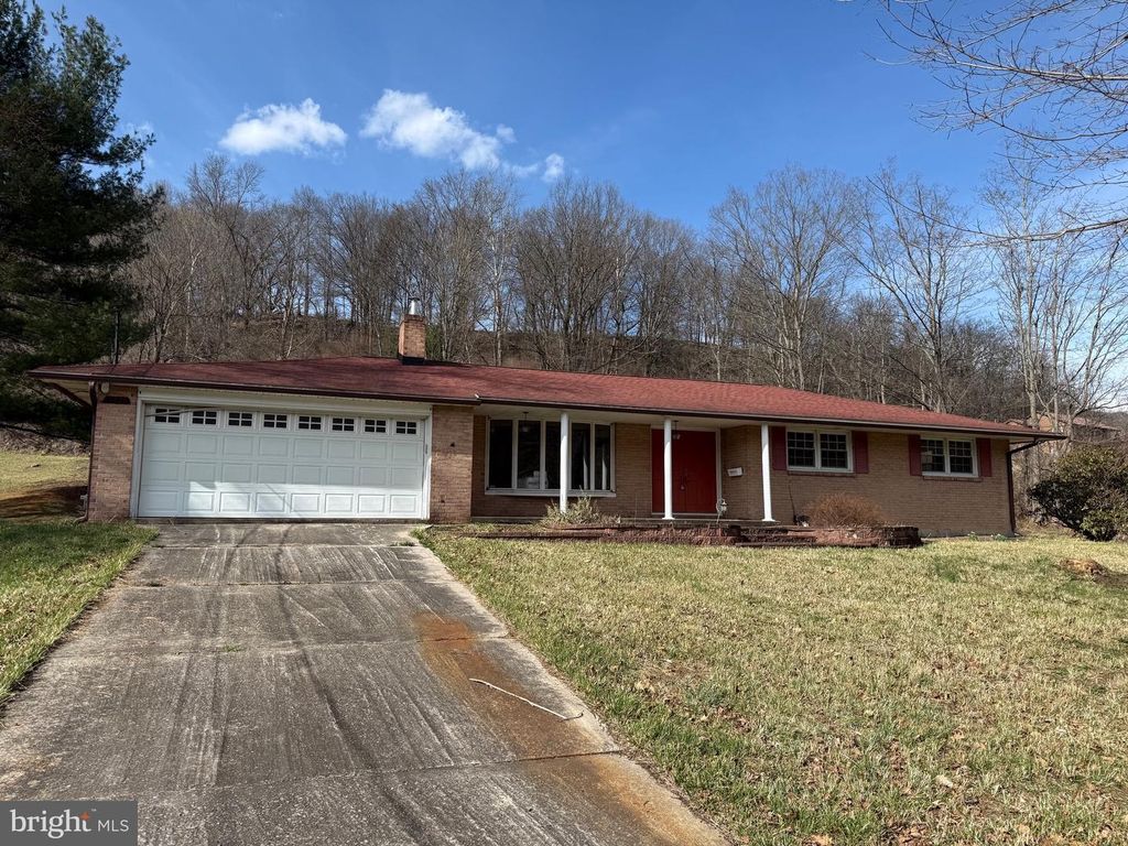 18425 TAKOMA DR SW, Barton, MD 21521