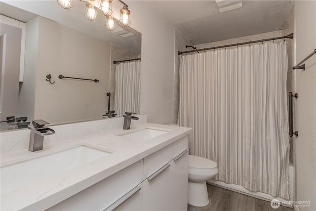 17224 E 10th Ave, Spanaway, WA 98387