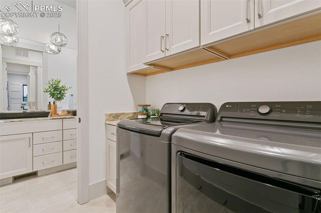 16690 Early Light Drive, Colorado Springs, CO 80908