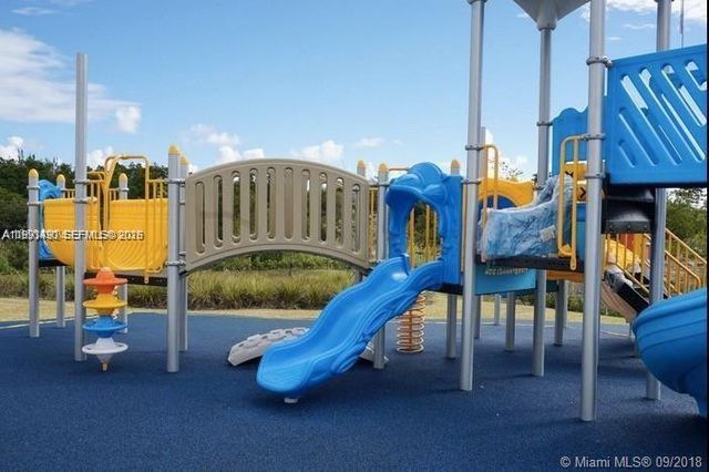 15051 Royal Oaks Ln 1705, North Miami, FL 33181