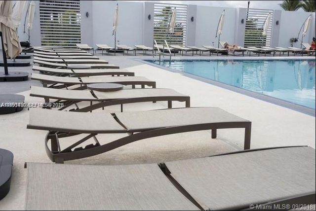 15051 Royal Oaks Ln 1705, North Miami, FL 33181