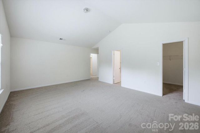 7143 Wandering Creek Drive, Charlotte, NC 28216