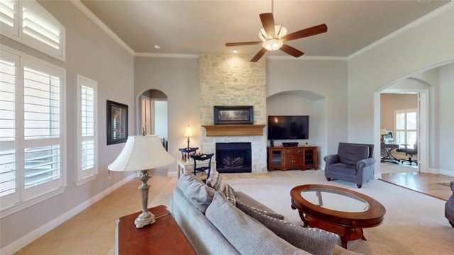 1301 Twisting Star Drive, Fort Worth, TX 76052