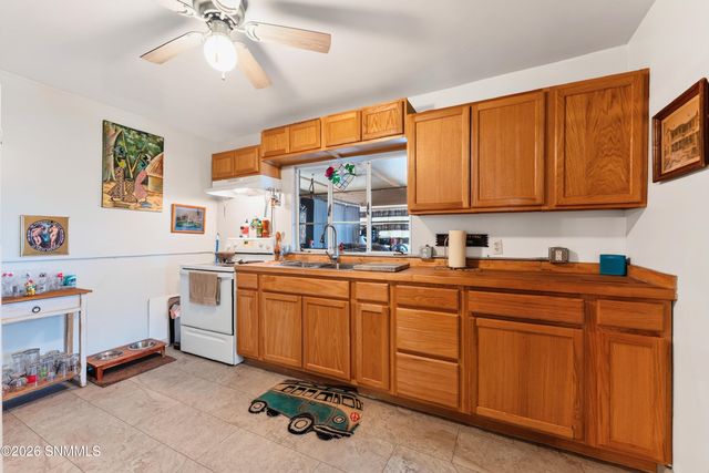 4200 San Ysidro Road, Las Cruces, NM 88007
