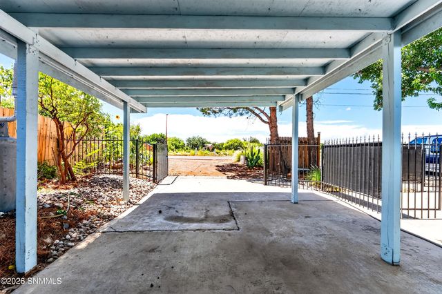 4200 San Ysidro Road, Las Cruces, NM 88007