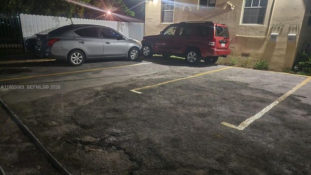 2729 NW 47th St, Miami, FL 33142