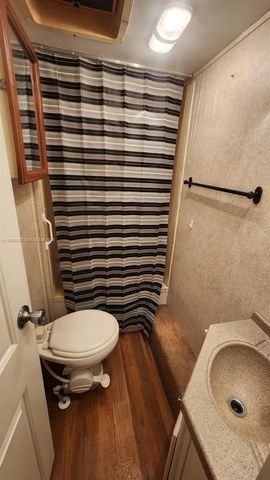 2729 NW 47th St, Miami, FL 33142