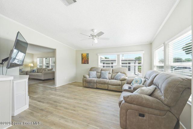 304 Portside Lane, Edgewater, FL 32141