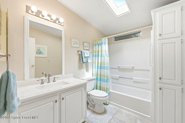 304 Portside Lane, Edgewater, FL 32141