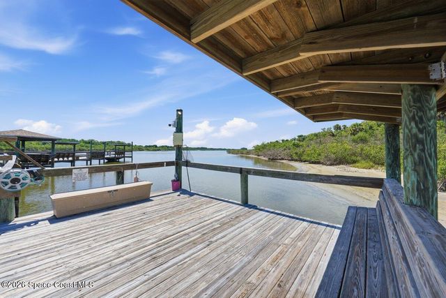 304 Portside Lane, Edgewater, FL 32141