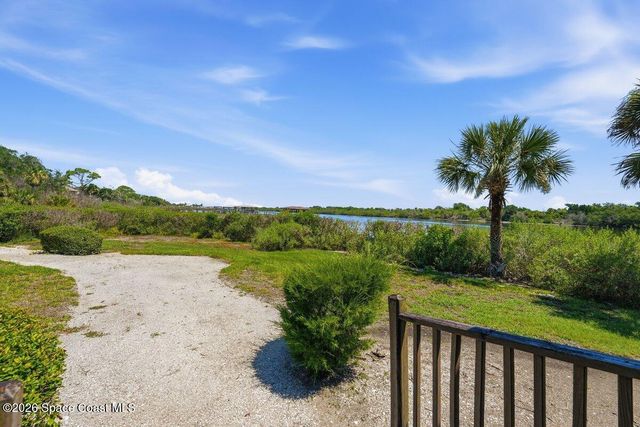 304 Portside Lane, Edgewater, FL 32141