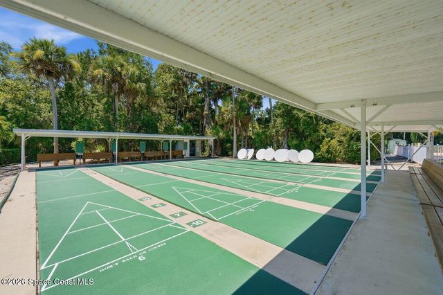 304 Portside Lane, Edgewater, FL 32141