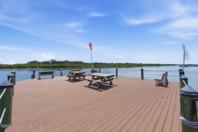 304 Portside Lane, Edgewater, FL 32141