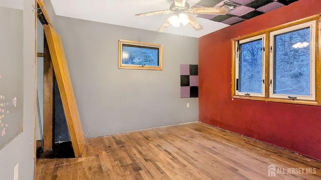 341 Jefferson Street, Carneys Point, NJ 08069