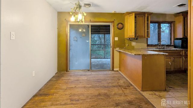 341 Jefferson Street, Carneys Point, NJ 08069