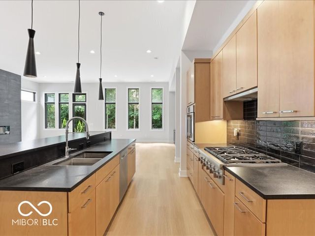 2637 Rix Court, Carmel, IN 46033