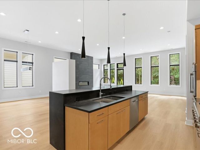2637 Rix Court, Carmel, IN 46033