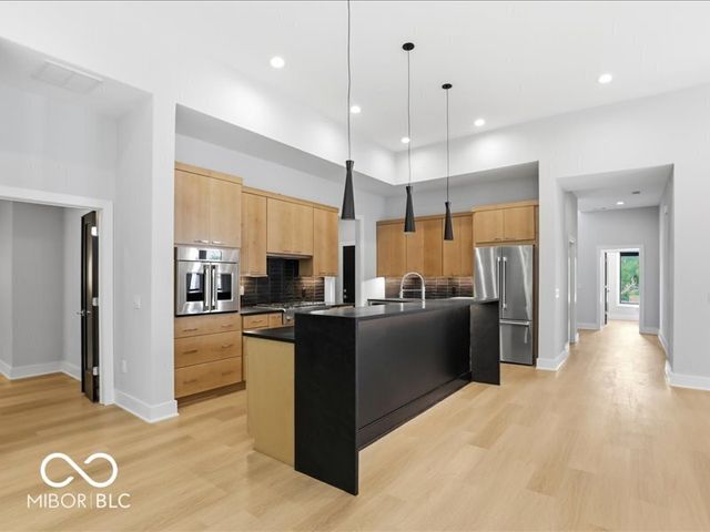 2637 Rix Court, Carmel, IN 46033