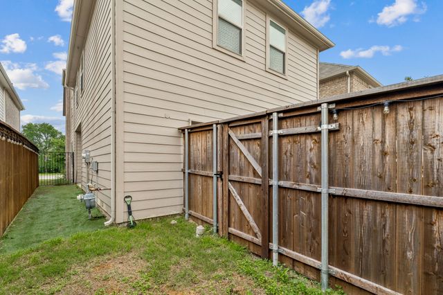 7905 Chapman Circle, Rowlett, TX 75089