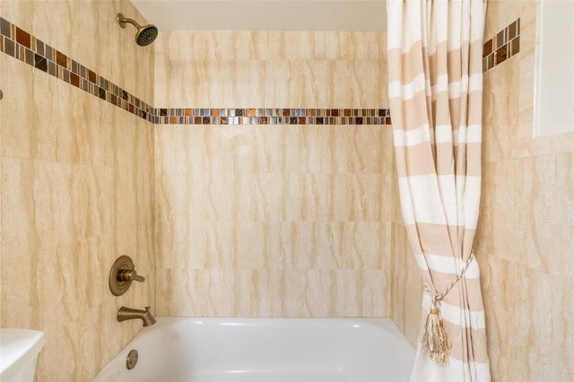 7920 NW 11th Ct, Plantation, FL 33322