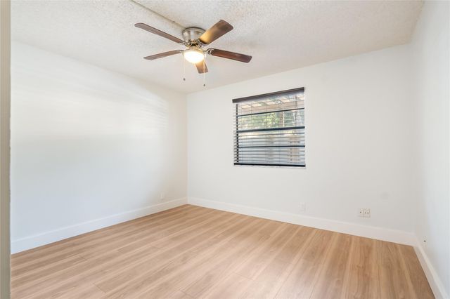 7920 NW 11th Ct, Plantation, FL 33322