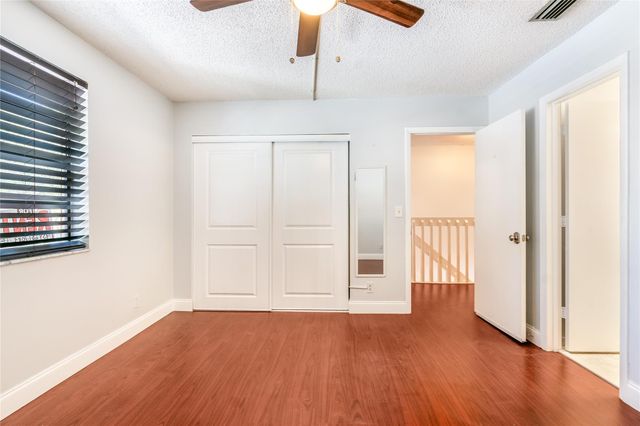 7920 NW 11th Ct, Plantation, FL 33322