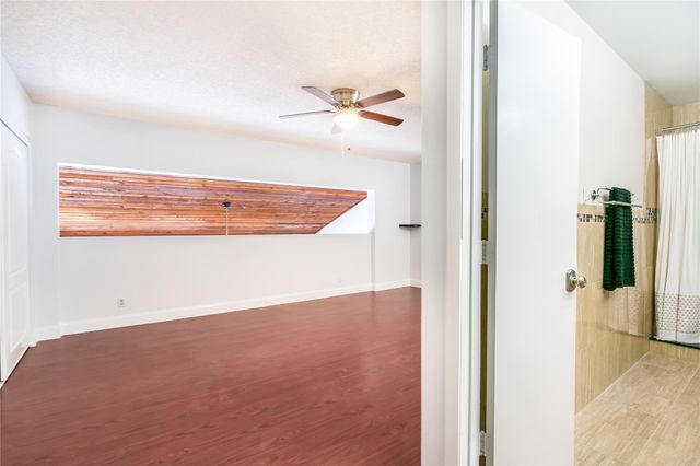 7920 NW 11th Ct, Plantation, FL 33322