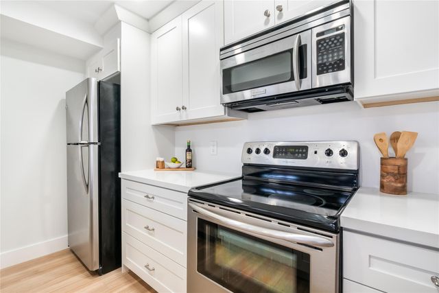 7920 NW 11th Ct, Plantation, FL 33322