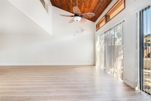 7920 NW 11th Ct, Plantation, FL 33322