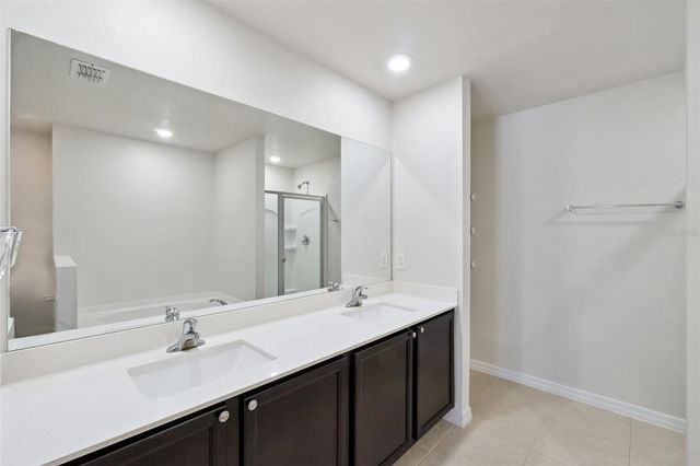 1729 CANAAN LOOP, Dundee, FL 33838
