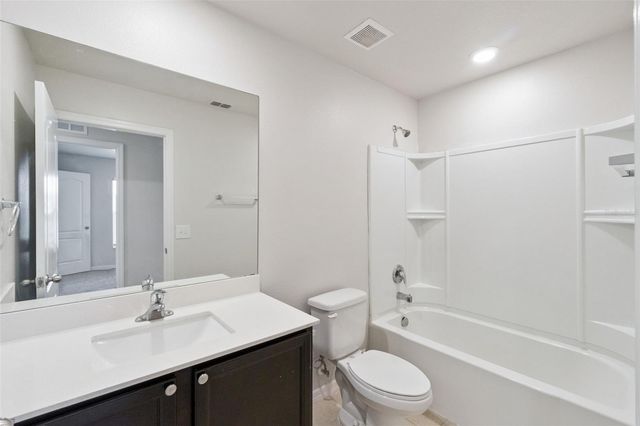 1729 CANAAN LOOP, Dundee, FL 33838