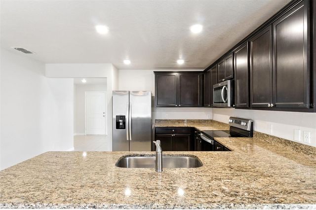 1729 CANAAN LOOP, Dundee, FL 33838