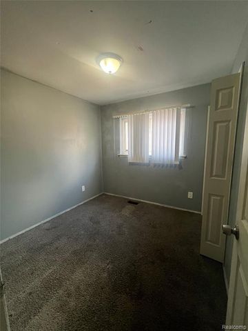 20476 Birwood Street, Detroit, MI 48221