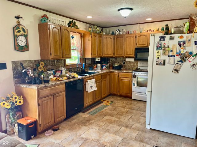 2301 Combes Road, Quincy, IN 47456