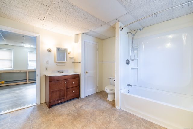 54 Mowry Avenue, Norwich, CT 06360