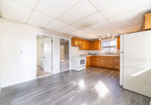 54 Mowry Avenue, Norwich, CT 06360