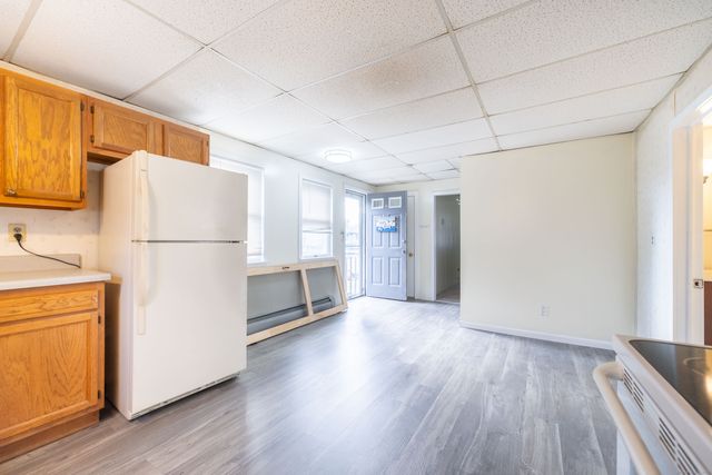 54 Mowry Avenue, Norwich, CT 06360