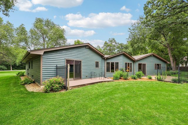 38295 Golf Avenue, North Branch, MN 55056