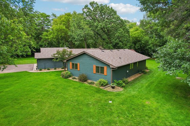 38295 Golf Avenue, North Branch, MN 55056