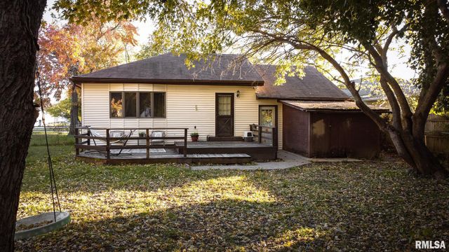 806 E BOULEVARD Street, Marion, IL 62959