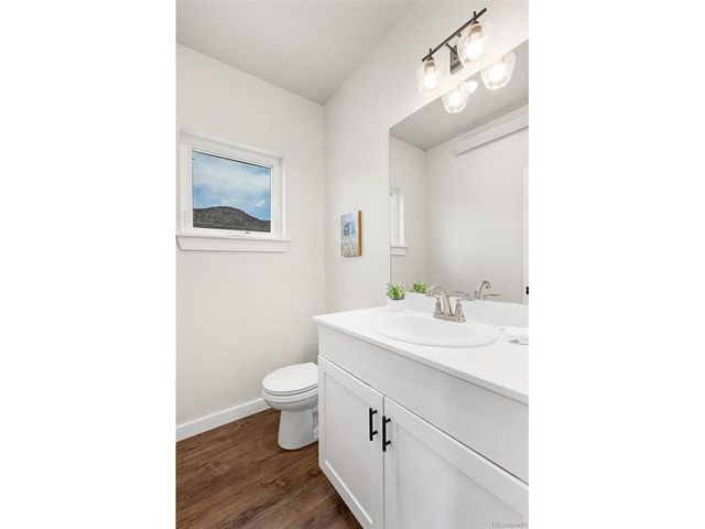 385 Walsh St, Buena Vista, CO 81211