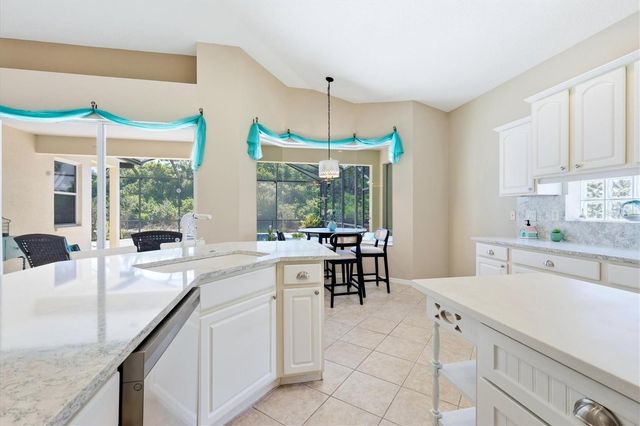 6420 ROOKERY CIRCLE, Bradenton, FL 34203